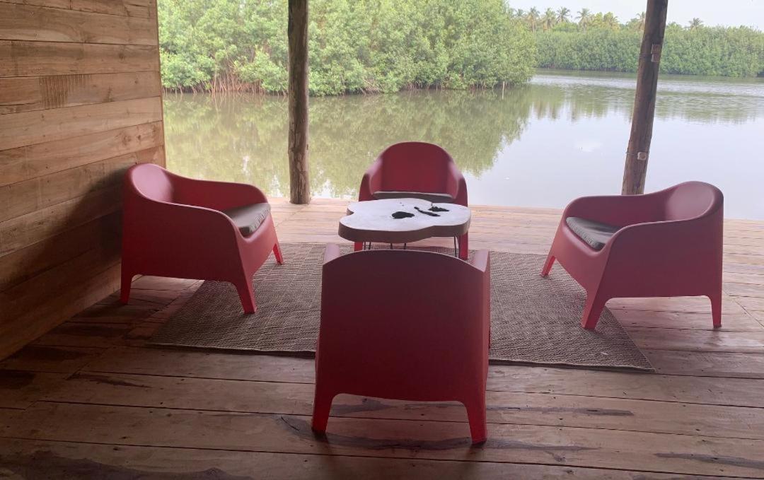 Hotel Natura Luxury Lake Hut à Ouidah Extérieur photo